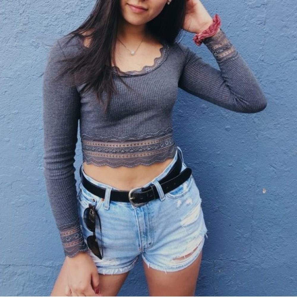 Urban Outfitters Lace Detailed Long Sleeve